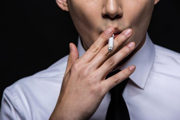 ‘중금속’에 노출된 흡연자, 해독 방법은?