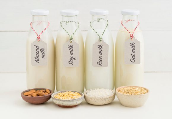우유만 먹으면 꾸르륵… 비건과 유당불내증도 마실 수 있는 우유?