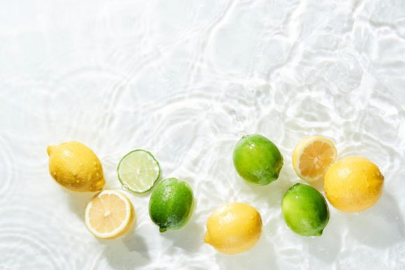 ﻿“레몬 띄운 물, 체중감량에 도움”