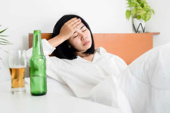 “술 한 잔도 뇌 손상시킬 수 있다” (연구)