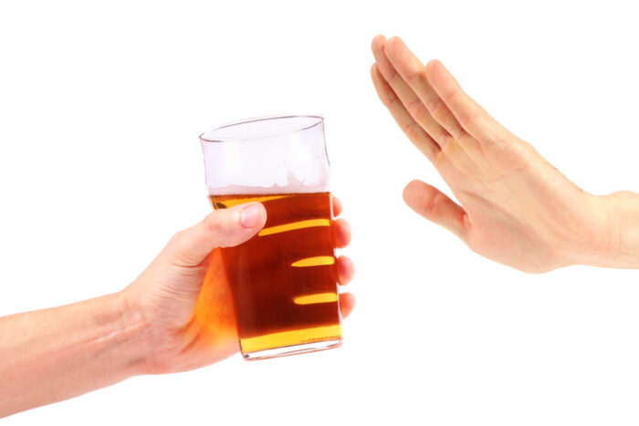 5 health benefits of quitting drinking