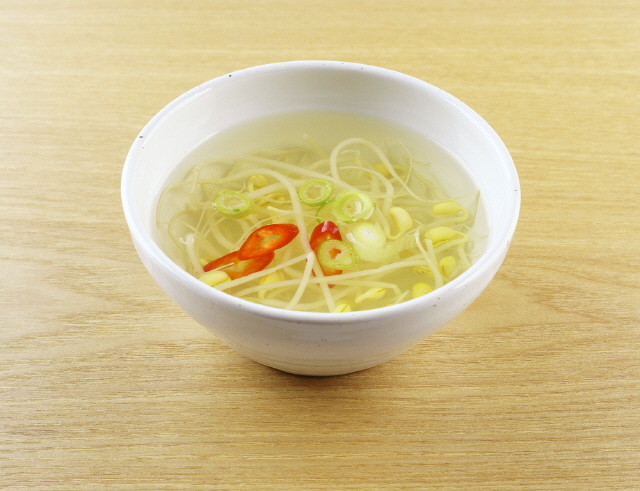 The Health Benefits of Bean Sprouts and Other Synergistic Foods: Breast Cancer Prevention and Cholesterol Reduction