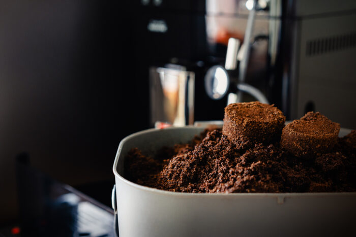 “커피 찌꺼기에 ‘보석’성분?”…치매 파킨슨병 예방 물질 발견