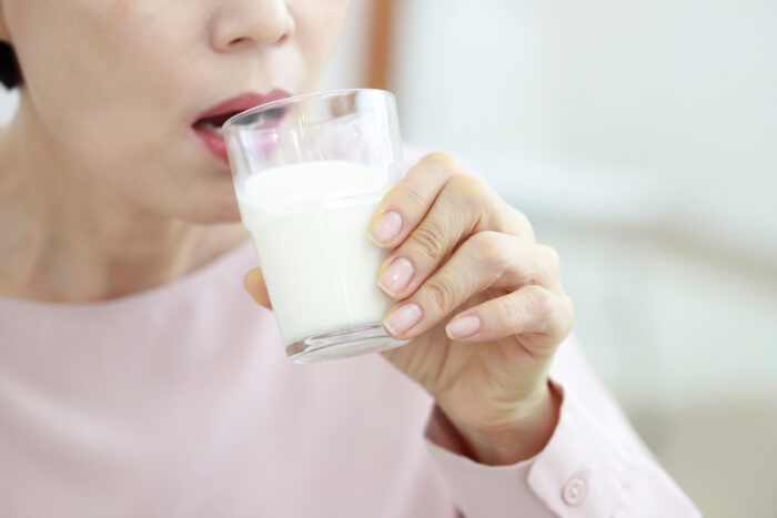 Study Shows Milk Consumption Linked to Reduction of Joint Space Width in Women, A Leading Cause of Osteoarthritis