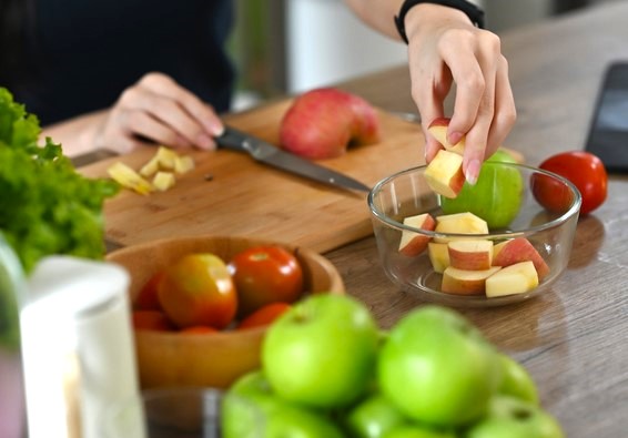“아직도 식후에 과일 드세요?” 채소과일 ‘이때’ 섭취해야 효과 만점!