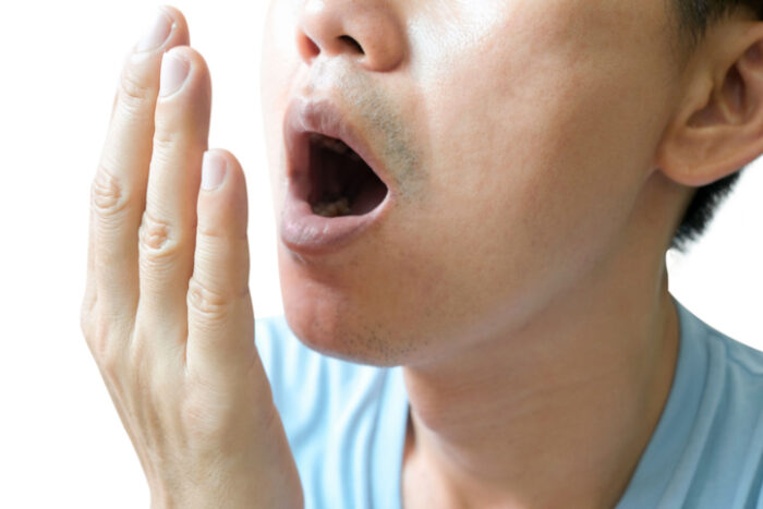 입에서 고약한 냄새가… 간, 위장 질병의 신호일 수도