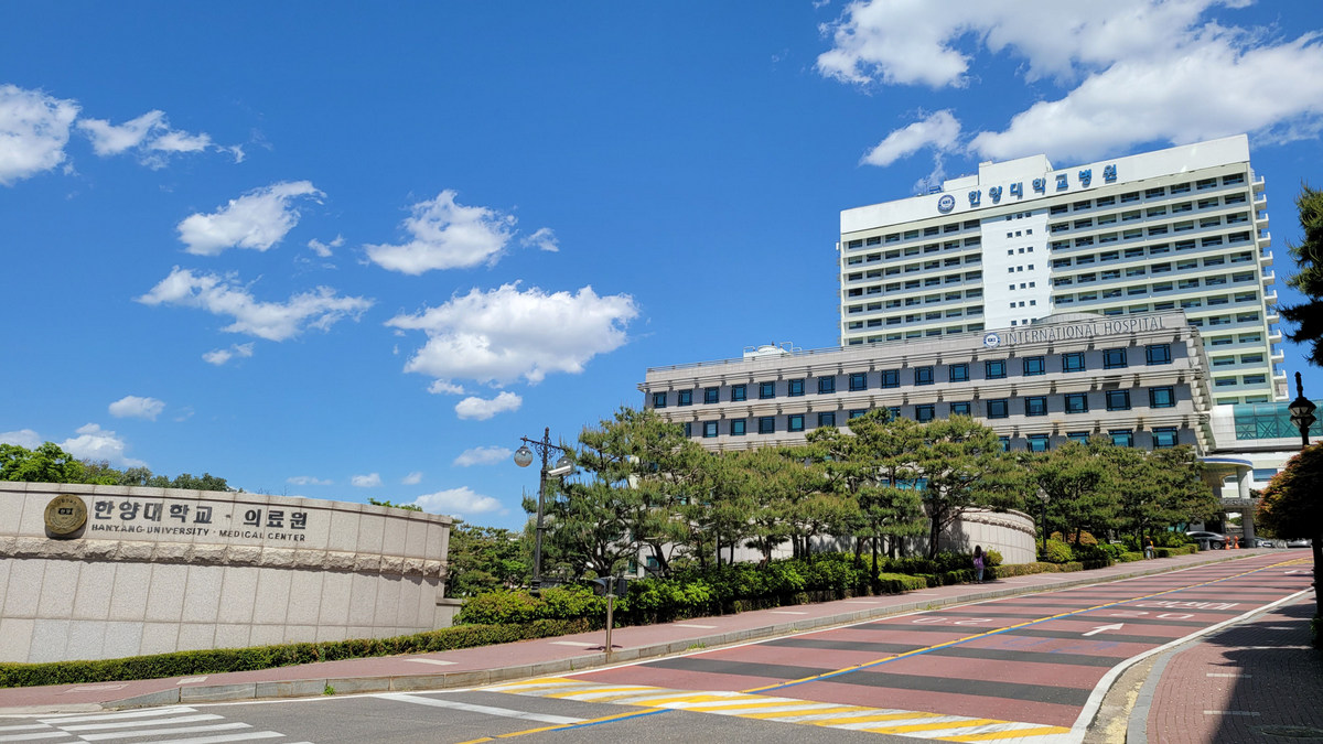 El Hospital Universitario Hanyang convierte su centro oncológico en un hospital del cáncer y se marca el objetivo de operar en una semana