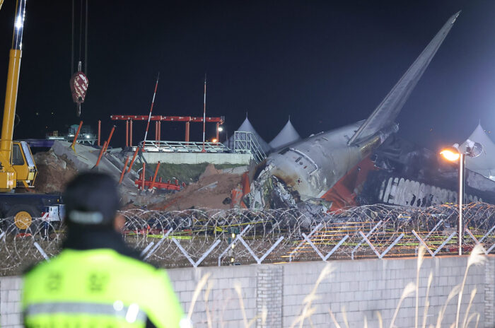 「両親が罰を受けたもの」…医師匿名コミュニティ、済州航空惨事遺族の嘲笑