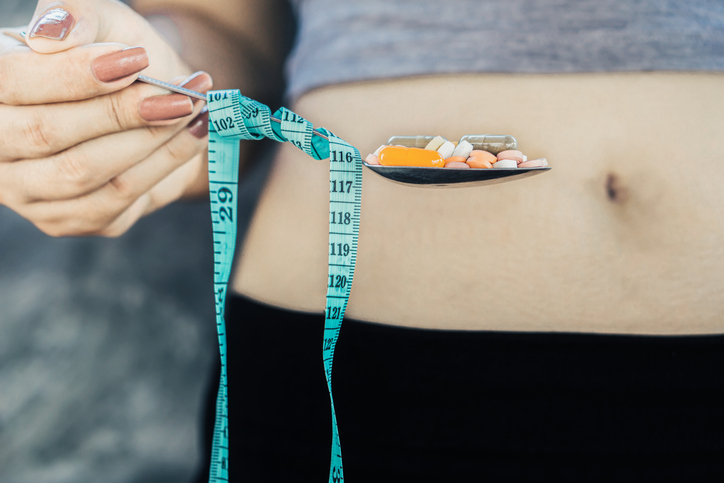 私は体重を減らします。ダイエットサプリメントを安全に使用する方法は？