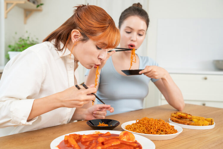 El tirón de la comida coreana dispara las exportaciones de ramen, kimbap congelado y alga sazonada, según el Ministerio de Seguridad Alimentaria y de Medicamentos
