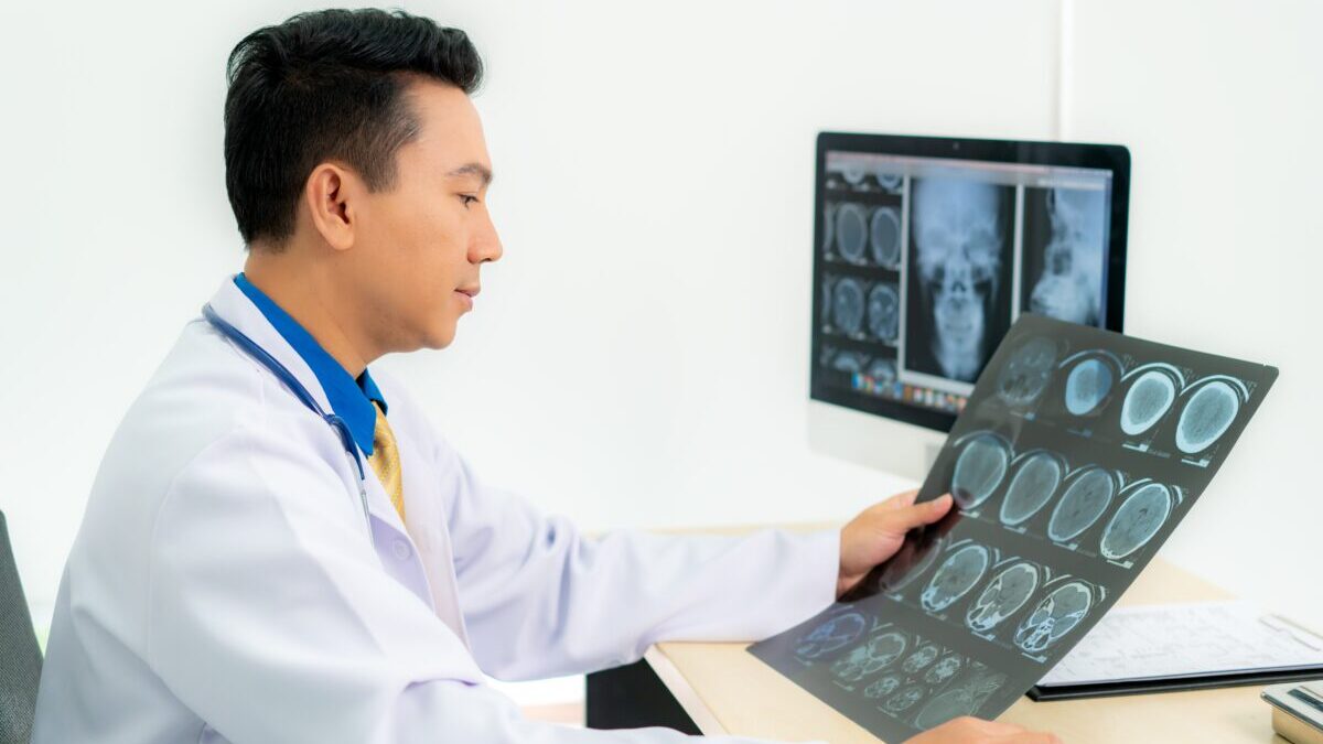 La IA médica ya explica también el «por qué»… pero ¿son fiables esas explicaciones?