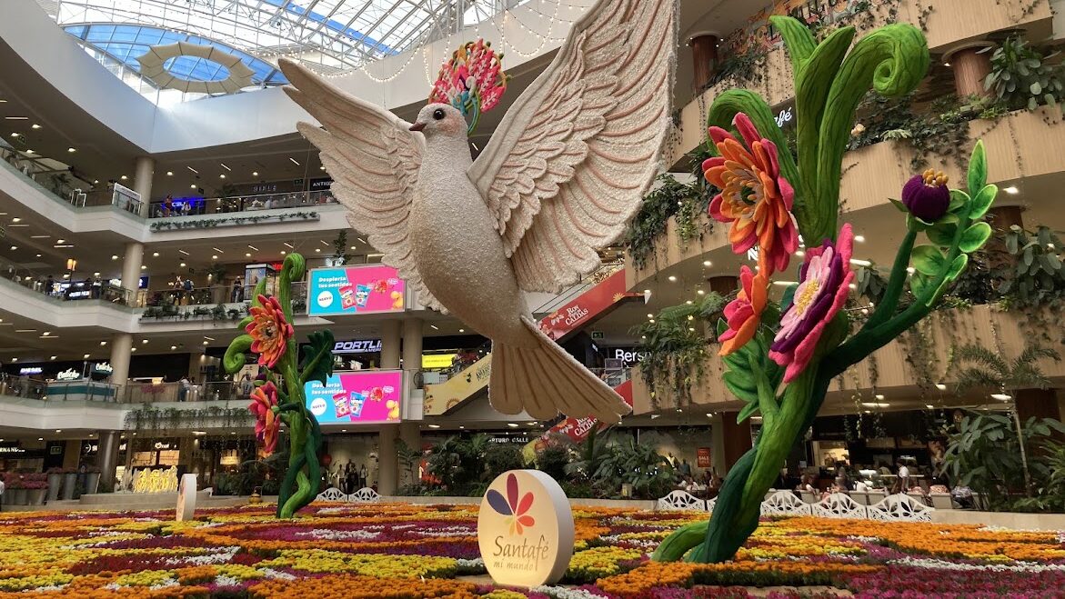Flores y brisa de primavera invitan al sueño… la ciudad natal del «rey de la droga» se reinventa como destino de sanación