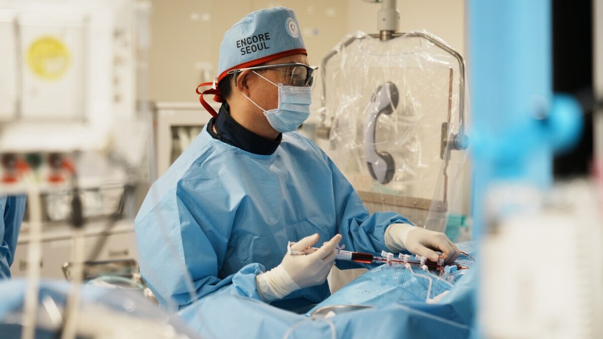 ¿Hasta cuándo mantener los «betabloqueantes» tras un infarto de miocardio? Un estudio con 6.238 pacientes en Corea y Francia plantea un nuevo criterio